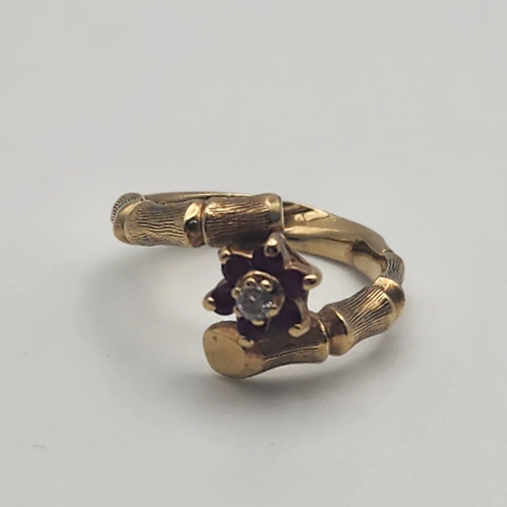 Vintage 14K Gold Bamboo-Style Ruby & Diamond Flower Bypass Ring (7.75) - Picture 6 of 10